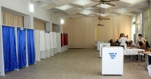 Stire din Politică-Administrație : Măsuri tehnice de organizare a alegerilor parlamentare, adoptate de BEC