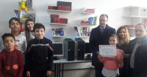 Stire din Cultură-Educație : "Înveți mai ușor la calculator!". Computere noi de la Enel, pentru elevii constănțeni