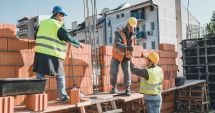 Stire din Economie : Numărul autorizaţiilor de construire pentru clădiri rezidenţiale a crescut în semestrul 1 din 2021