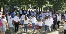Stire din Politică-Administrație : Ia românească, pusă la loc de cinste de Primăria Medgidia