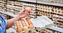 ALERTĂ! Peste 200 de milioane de ouă retrase de pe piață din cauza îmbolnăvirilor cu salmonella