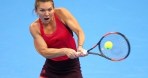 Stire din Sport : Simona Halep a câștigat meciul cu Johanna Konta, din semifinalele turneului din Thailanda