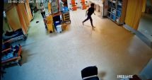 Stire din Eveniment : Scene terifiante la spital! Un angajat a fost înjunghiat de un pacient de 71 de ani, beat