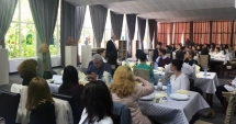 Stire din Cultură-Educație : Mediul de afaceri față-n față cu studenții economiști