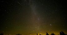 Fenomen astronomic rar pe cerul României. Când putem vedea ploaia de meteroriţi Lyride