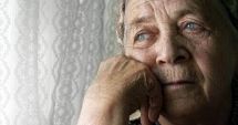 Stire din Eveniment : Bătrână păcălită cu 16.000 de lei prin metoda „Accidentul”, de un tânăr de 20 de ani
