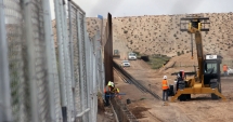 Stire din Actualitate : Mexicul va plăti, într-un fel sau altul, pentru zidul de la frontieră