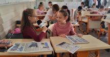 Stire din Cultură-Educație : Micii jurnaliști din clasa a II-a au petrecut o zi de neuitat în lumea interviurilor