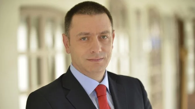 Stire din Politică-Administrație : Mihai Fifor, propus MINISTRUL APĂRĂRII NAȚIONALE