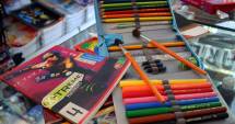 Stire din Eveniment : Mii de articole de papetărie contrafăcute, confiscate de polițiști