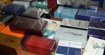 Mii de parfumuri, confiscate în Portul Constanța