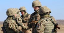 Stire din Eveniment : Militari români și străini, perfecționare în cadrul exercițiului Platinum Eagle