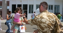 Stire din Eveniment : TAXELE ȘI IMPOZITELE MILITARILOR NU SE DUC LA STATUL ROMÂN? Militarii care au deveni părinți, obligați să dea banii înapoi