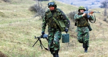 Stire din Eveniment : Polițiștii și militarii, la loc comanda. Guvernul a retras ordonanța privind salarizarea bugetarilor