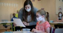 Stire din Cultură-Educație : Ministerul Educației face recensământul cadrelor didactice care vor să se vaccineze