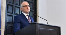 Stire din Cultură-Educație : Ministrul Educaţiei: "Pentru orice cadru didactic, salariul trebuie să fie cel puţin egal cu salariul mediu"