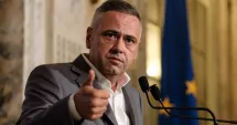 Stire din Politică-Administrație : Ministrul Florin Barbu, la întâlnirea cu primarii: Comunele nu pot fi tratate ca societăți comerciale