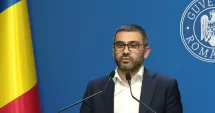 Stire din Social : Florin Manole: „Am făcut o nouă Lege a salarizării în care nimeni să nu piardă din venituri”