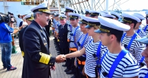 Stire din Eveniment : Au dat piept cu marea. Bricul "Mircea" a adus acasă o nouă generație de "lupi de mare"