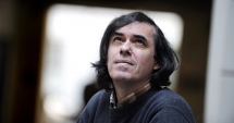 Stire din Social : Reacția lui Mircea Cărtărescu, după criticile aduse piesei "Despre smerenie"