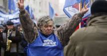 Stire din Eveniment : PROTEST de amploare. Sute de pensionari militari au ieșit în stradă