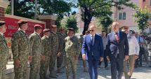 Stire din Politică-Administrație : Mircea Geoană susține investiția în militari bine pregătiți și motivați