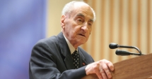 Stire din Politică-Administrație : A murit președintele de onoare al PNL, Mircea Ionescu Quintus. Avea 100 de ani