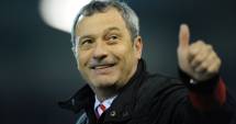 Stire din Sport : Mircea Rednic, nemulțumit că Iordănescu nu i-a lăsat jucătorii disponibili în amicalul cu Aris Limassol