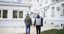 Stire din Eveniment : Reguli noi pentru polițiști, când duc persoane la secție