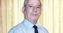 Stire din Cultură-Educație : Prof. Ion Moiceanu: "Doar moașă comunală nu am fost"