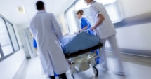 Stire din Actualitate : 23 de persoane au murit după ce au băut coniac contrafăcut