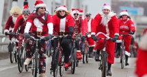 Stire din Sport : Moș Crăciun pe bicicletă, în scopuri nobile