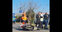 Stire din Eveniment : Un motociclist a fost acroșat de un autoturism, la sensul giratoriu de la Doraly din Constanța