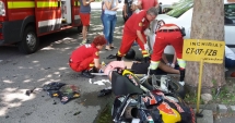 Stire din Eveniment : Motociclist spulberat de  o șoferiță neatentă