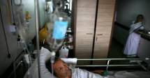 Stire din Actualitate : India: Zeci de persoane au murit din cauza otrăvirii cu alcool contrafăcut