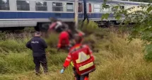 Stire din Eveniment : Muncitor ucis de un tren în timp ce lucra la calea ferată. Excavatorul în care se afla a fost lovit în plin
