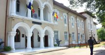 Stire din Cultură-Educație : Vreți să vedeți cum arată cromatica în artele vizuale?