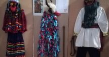 Stire din Cultură-Educație : Expoziție despre obiceiuri de Crăciun și Anul Nou la Muzeul de Artă Populară Constanța