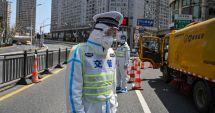 Stire din Actualitate : Imaginile disperării în Shanghai: oameni înfometați, bătuți pe străzi, animale omorâte
