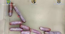 Stire din Eveniment : Româncă prinsă cu 159 de grame de cocaină în Aeroportul Otopeni. Femeia ar fi ținut drogurile în stomac pe timpul zborului