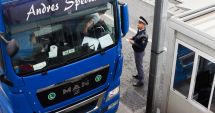 Stire din Actualitate : Cozi kilometrice la Vama Nădlac II. Camioanele așteaptă chiar și 6 ore până la ieșirea din România
