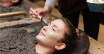 Stire din Sănătate : Terapia cu nămol - o metodă relaxantă de a reduce stresul și anxietatea