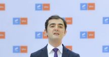 Stire din Politică-Administrație : USR: „Claudiu Năsui a dat în judecată Administraţia Prezidenţială”