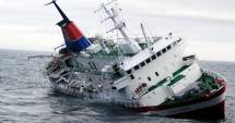 Stire din Economie : Naufragiu în Marea Neagră, la 120 km de România. 12 persoane au murit