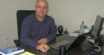 Stire din Economie : Navigatorii români sunt "prizonieri" pe mare!