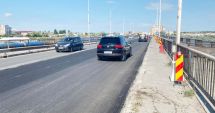 Stire din Politică-Administrație : S-a început asfaltarea podului de la Năvodari. "Vă mulţumesc pentru susţinere!"