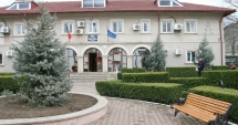 Stire din Politică-Administrație : Primăria Năvodari decontează abonamentele elevilor și studenților