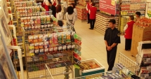 Stire din Economie : Negustorii au făcut mai multe parale în luna februarie