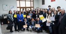 Stire din Cultură-Educație : Nici economia  nu mai  are necunoscute  pentru liceenii  de la "Ovidius"