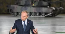 Stire din Actualitate : Niciodată în genunchi! Donald Tusk pledează pentru o alianță bazată pe respect reciproc cu SUA